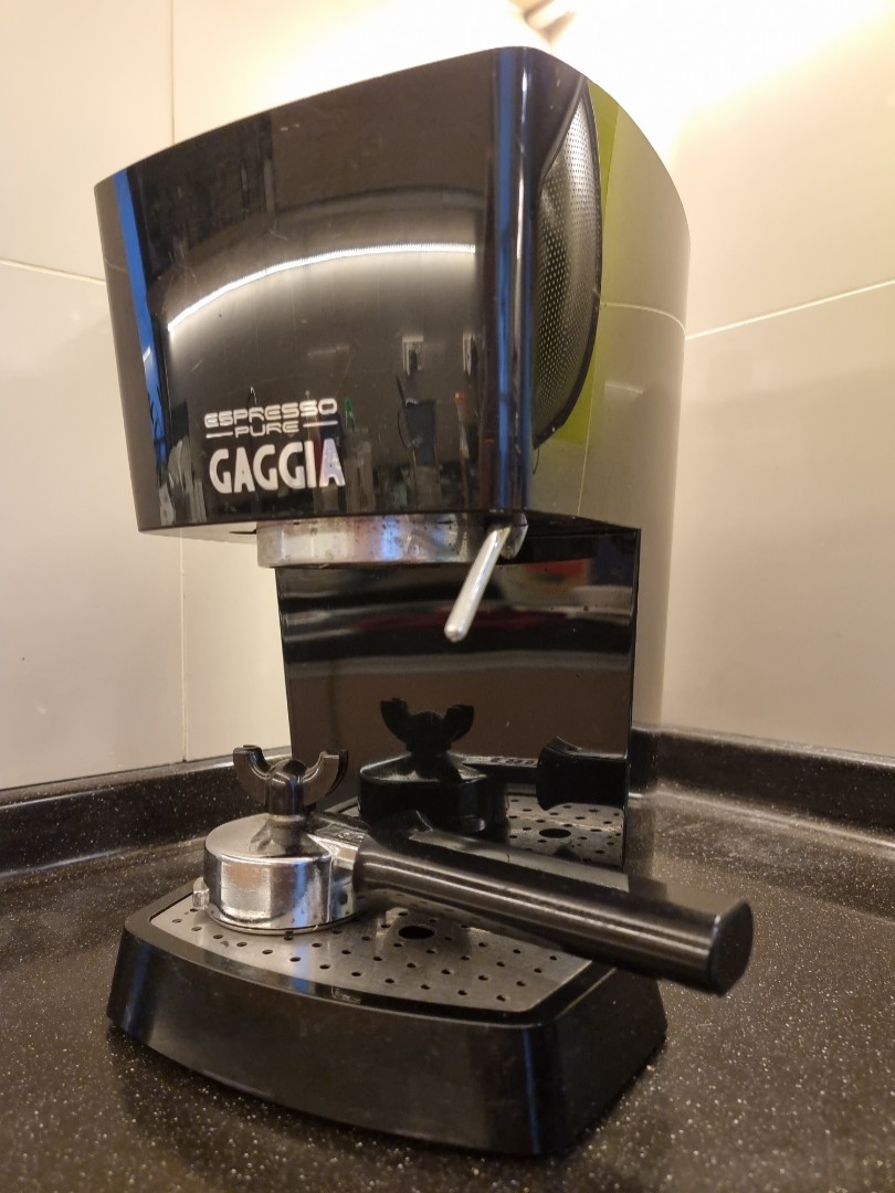 Gaggia coffee machine espresso pure, TV & Home Appliances, Kitchen