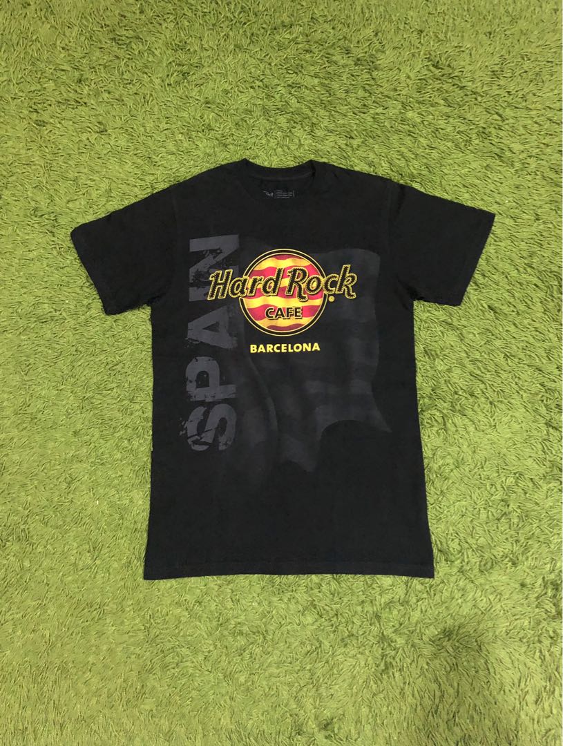 utålmodig Dårlig skæbne katastrofale Hard Rock Cafe Barcelona T-Shirt, Men's Fashion, Tops & Sets, Tshirts &  Polo Shirts on Carousell
