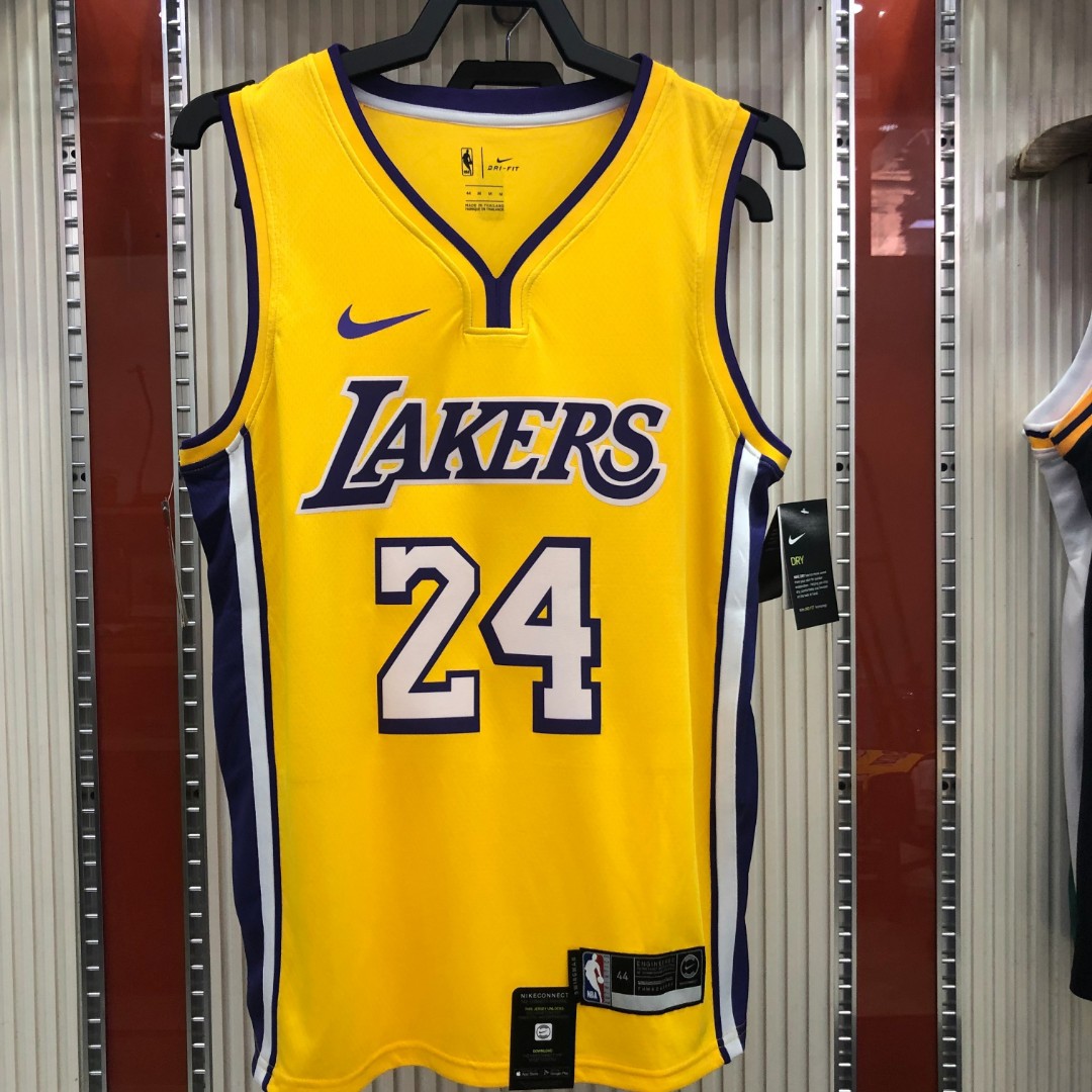 Kobe bryant Black mamba Lakers jersey, Men's Fashion, Activewear on  Carousell