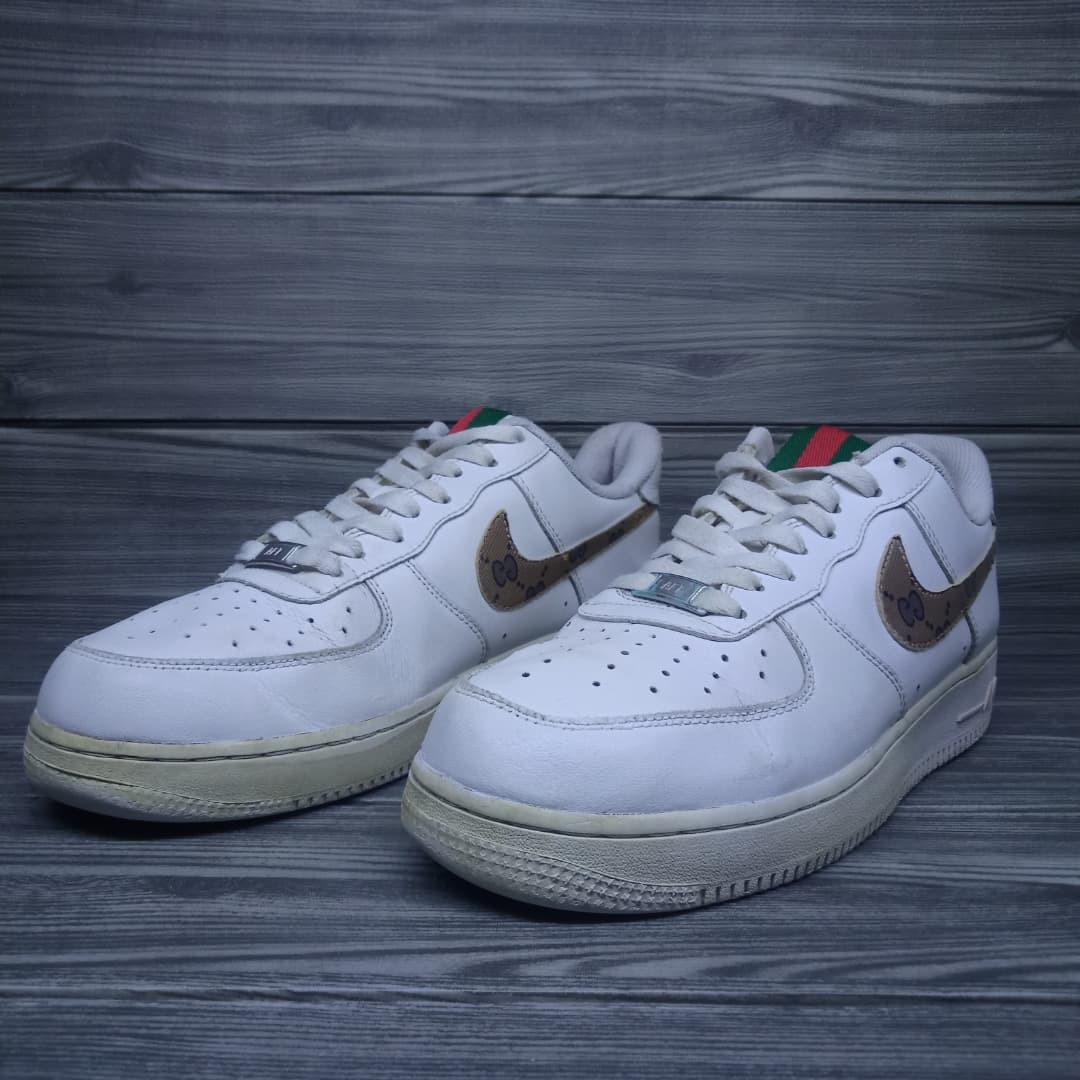 Sepatu Nike Air Force 1 Gucci Custom, Fesyen Pria, Sepatu , Sneakers di  Carousell