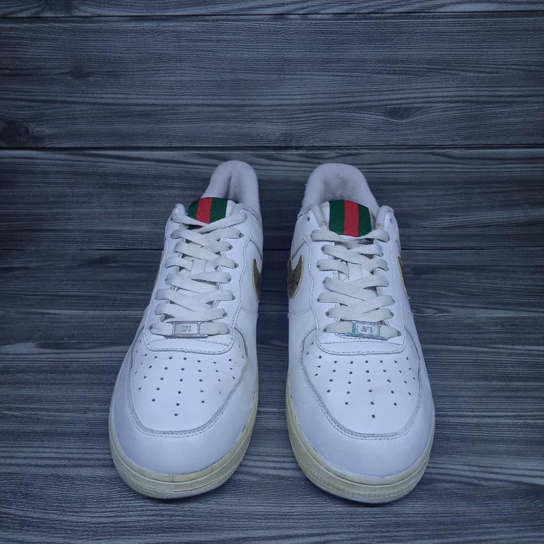 Sepatu Nike Air Force 1 Gucci Custom, Fesyen Pria, Sepatu , Sneakers di  Carousell