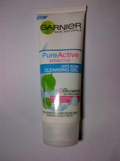 (Preloved) Garnier Pure Active Sensitive Anti-Acne Cleanser Foam Gel Skin Care - 100 ml (Pembersih Wajah)