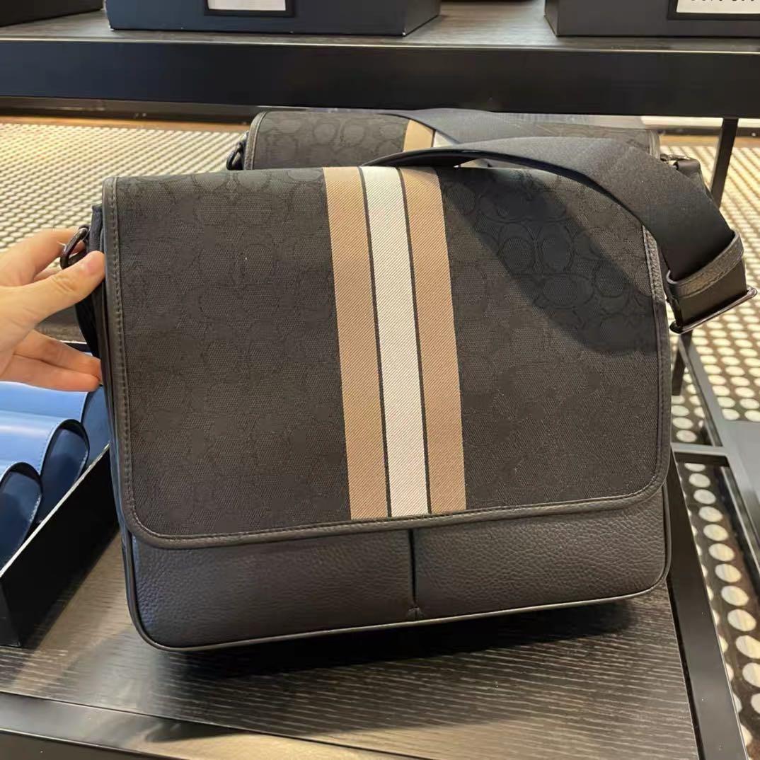 Coach thompson map bag clearance