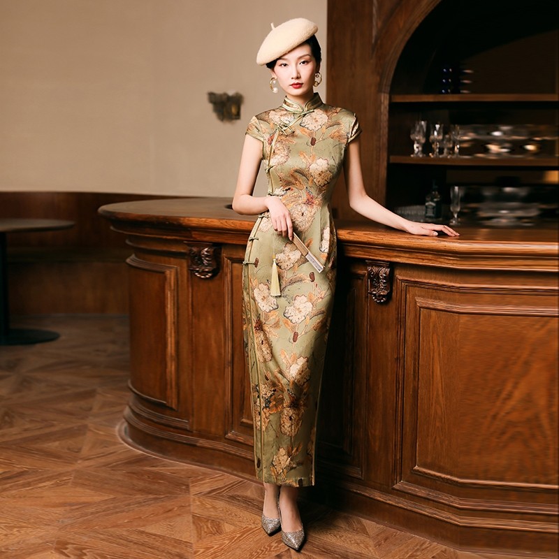 Silk cheongsam sale