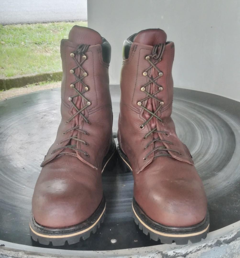 608 red best sale wing boots