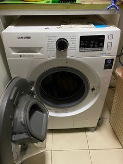 (Category: ) located in . Submitted by royemily (Listing ID 1113728018, Image 1). Description: .
