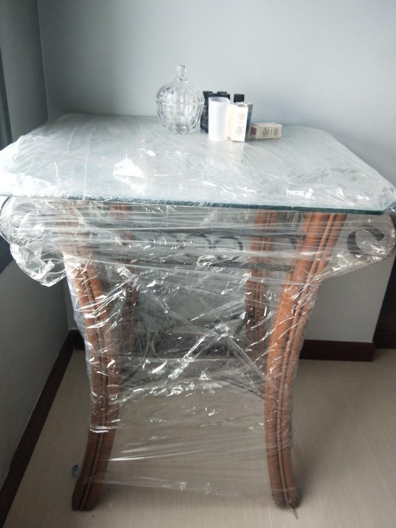Side Table (Category: Tables & Sets) located in Singapore. Submitted by cheapsale22 (Listing ID 1113790059, Image 3). Description: Arrange own transport. Self Collection @ 761508.