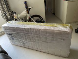 （分類：）位於 。 由 agial 提交（商品編號 1113808644，圖片 1）。簡介： 。