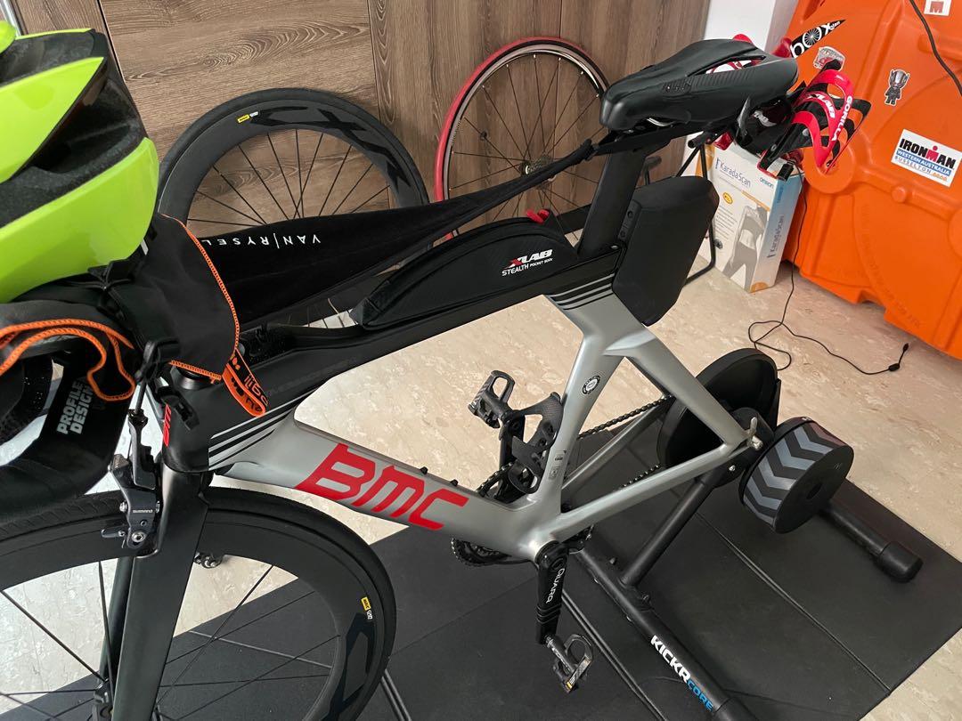 Wahoo KICKR Core for sale together with Lifeline Table Sports