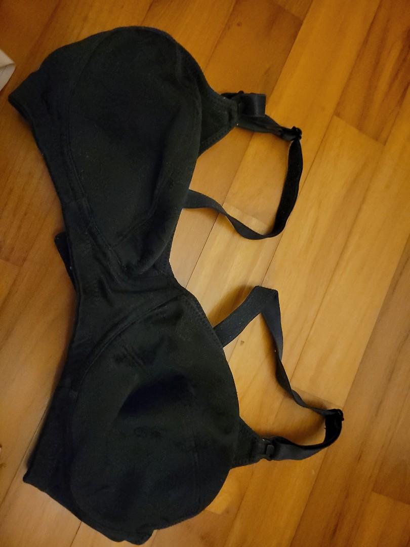 Well-Used bras, Women's Fashion, Maternity wear on Carousell