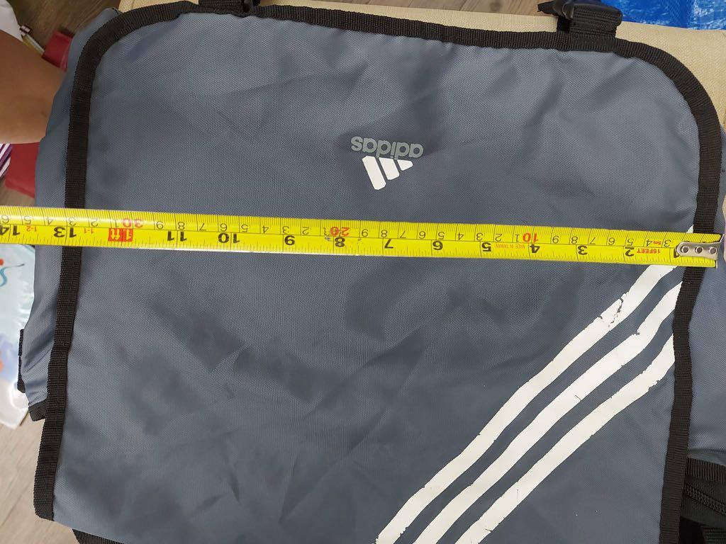 Adidas logo