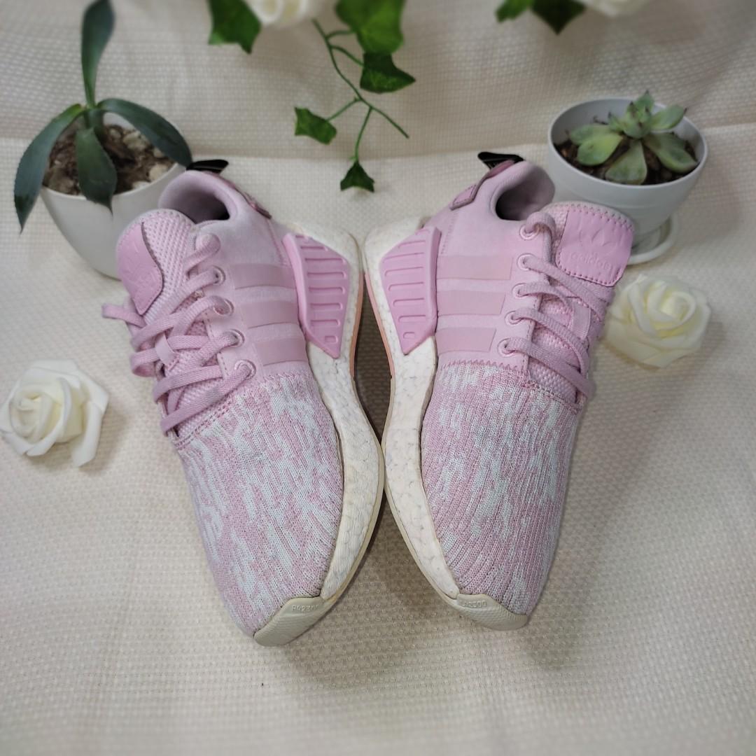 Adidas nmd online r2 light pink
