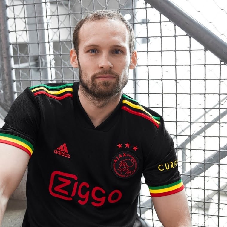 Ajax Amsterdam 2021-22 Third Kit, Men's Fashion, Activewear on Carousell