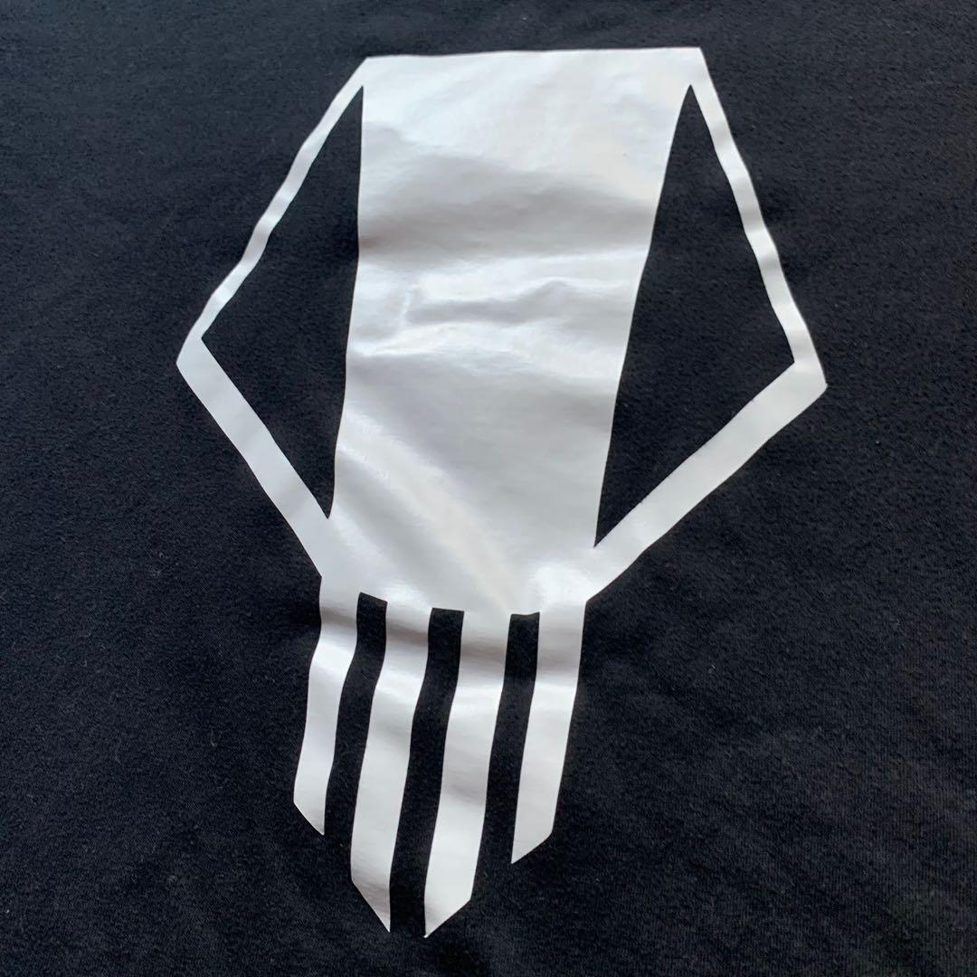 bakugou skull t-shirt (Category: Shirts) located in Antipolo. Submitted by stroberisof (Listing ID 1114043320, Image 3). Description: size: large on tag condition: 9/10 tags: gothic, my hero academia, boku no hero academia, bnha, mha, goth, mall goth, alt, skull.