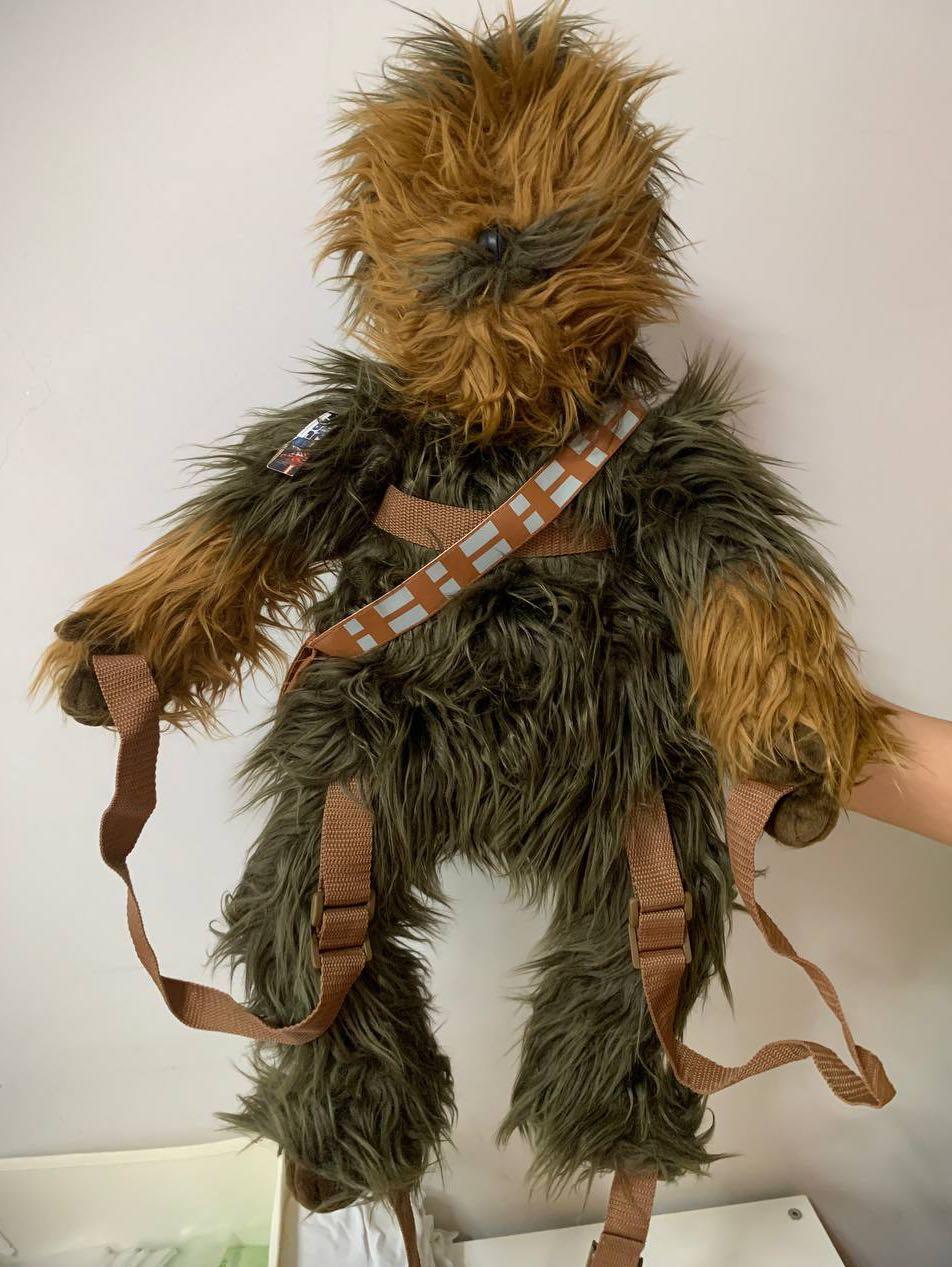 Chewbacca hotsell backpack disneyland