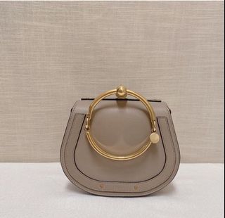 （分類：）位於 。 由 lovechanels 提交（商品編號 1114055812，圖片 1）。簡介： 。