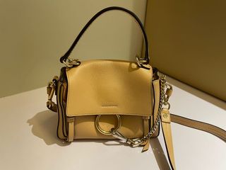 （分類：）位於 。 由 mawsons 提交（商品編號 1114101930，圖片 1）。簡介： 。