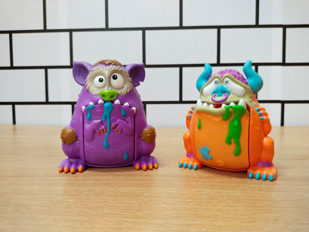 Barf buddies toy top