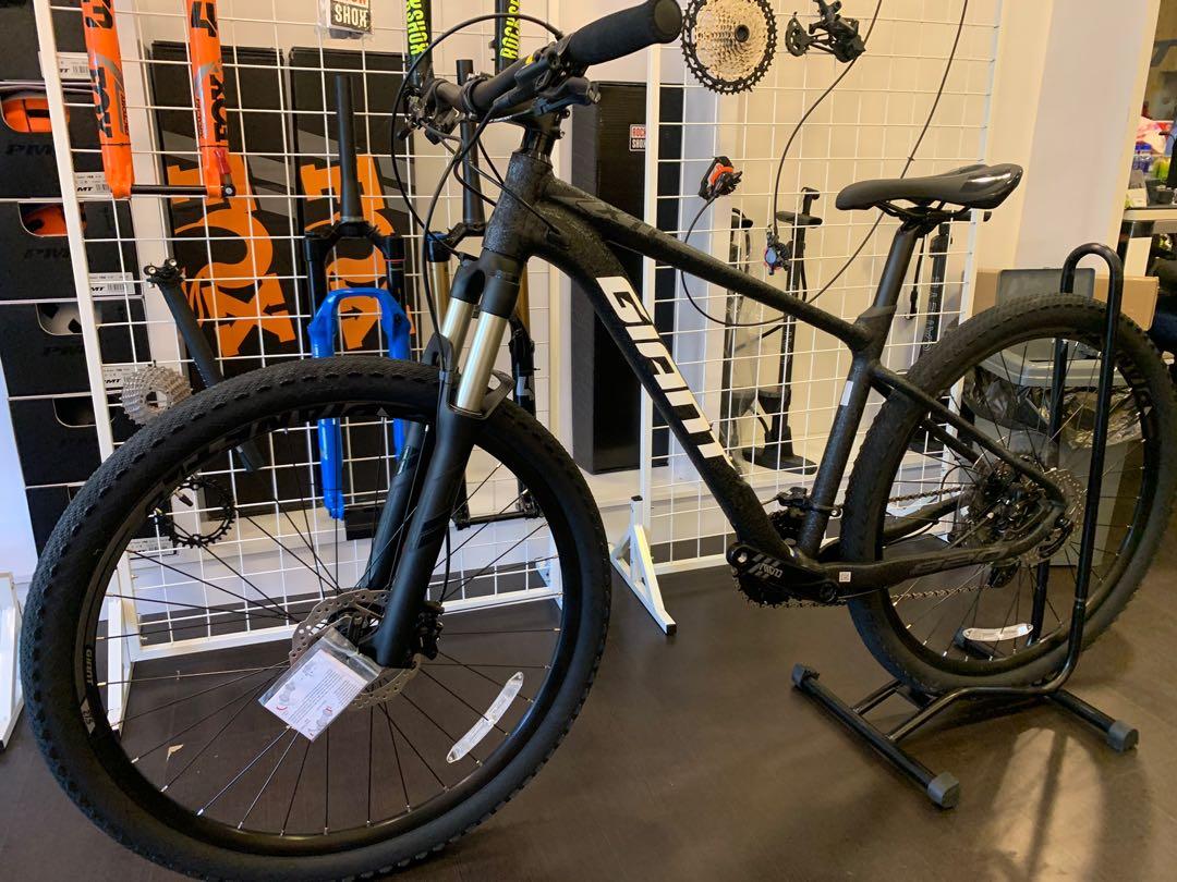 Giant XTC 2021 model limited black