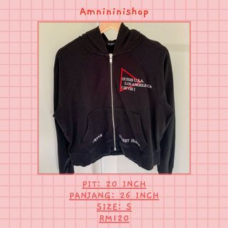 (Category: ) located in . Submitted by amnininishop (Listing ID 1113998871, Image 1). Description: .