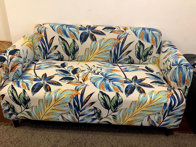 IKEA Hemlingby 2 seater sofa with cover, 傢俬＆家居, 傢俬 on Carousell