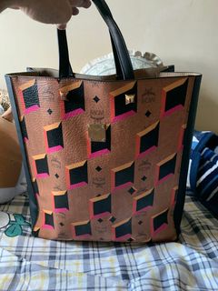(Category: ) located in . Submitted by ih_preloved (Listing ID 1113981279, Image 1). Description: .