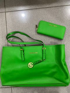 (Kategori: ) berada di . Dikirim oleh windylaudeee (ID iklan 1113964527, Gambar 1). Deskripsi: .