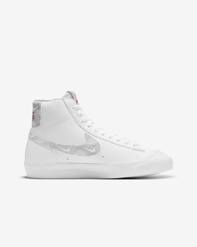 White nike sale grade school