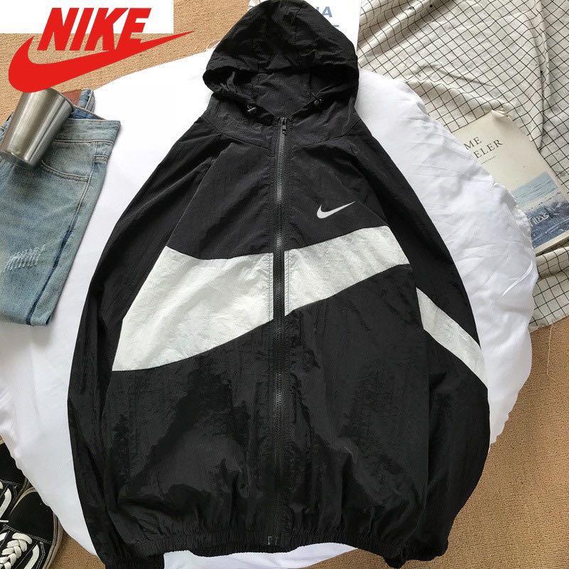 Nike wind shop breaks