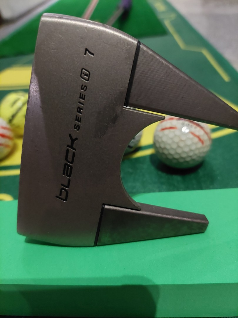 Odyssey Putter, Sports Equipment, Sports & Games, Golf on Carousell