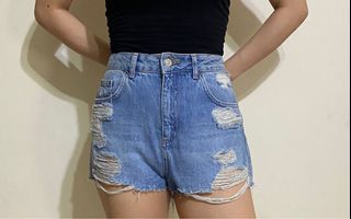 (Category: ) located in . Submitted by closetB (Listing ID 1114010172, Image 1). Description: .