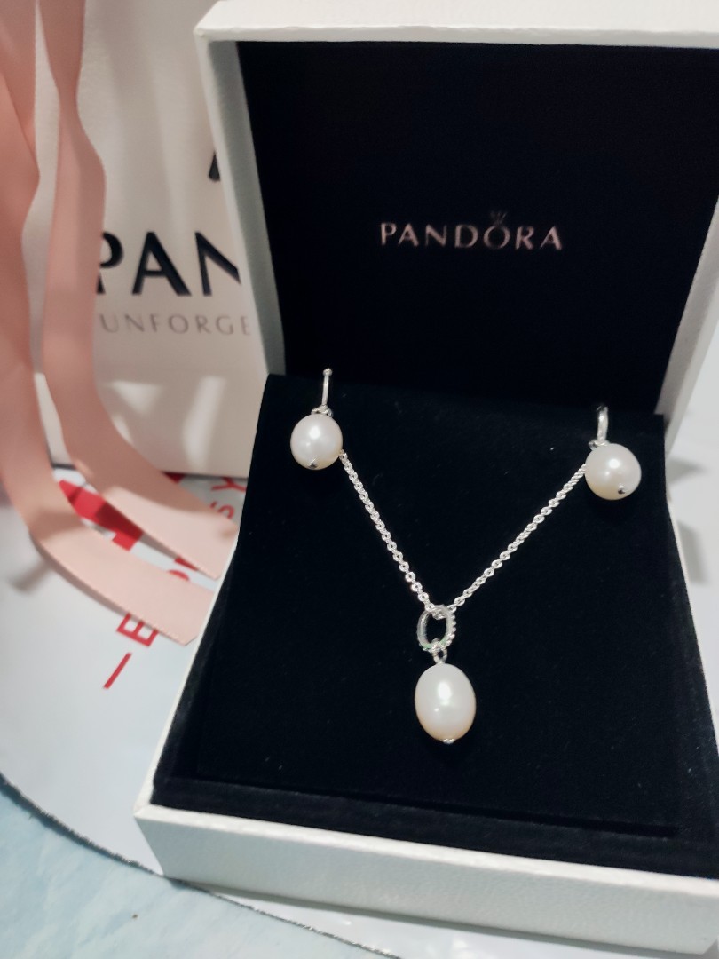 Pandora pearl necklace cheap and earring set