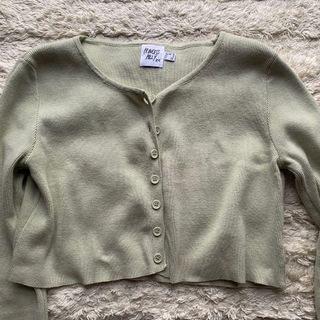 (Category: ) located in . Submitted by sparklingpreloved (Listing ID 1114036459, Image 1). Description: .