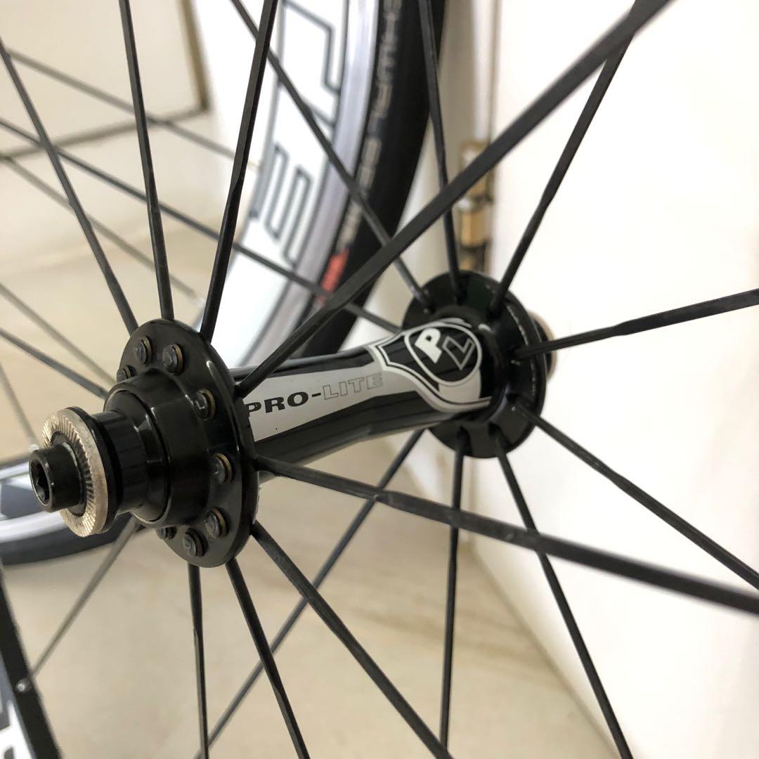 PRO-LITE Bracciano A42W前後