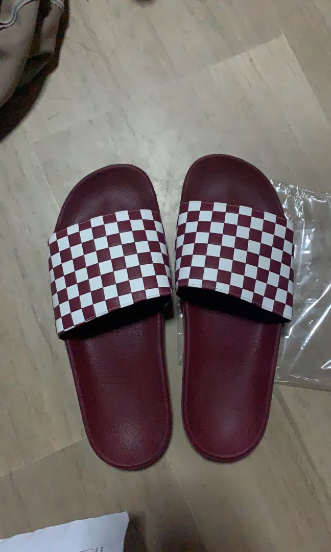 Red vans cheap slides