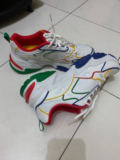 (Category: ) located in . Submitted by kimtaeyang (Listing ID 1114070082, Image 1). Description: .