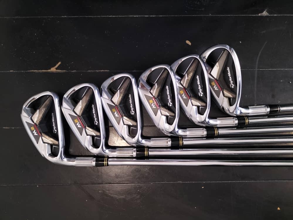 TaylorMade Iron Set (LeftHanded), Sports Equipment, Sports & Games