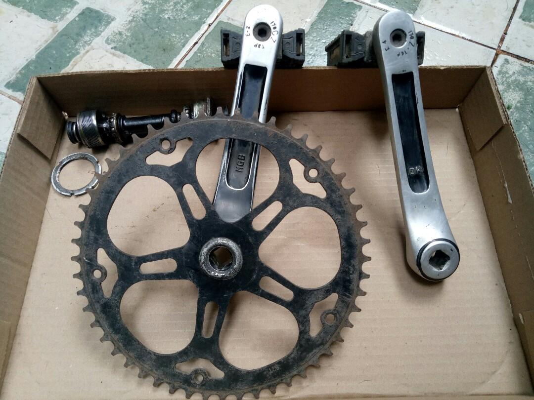 Tern Link C7 stock crankset with Bottom Bracket and pedals (Category: Bicycles) located in Quezon City. Submitted by myfavoritethings11 (Listing ID 1113965900, Image 1). Description: From my Tern Link C7 -53t -170mm crank arm -includes Bottom Bracket and pedals *issue: folding pedal doesnt fold anymore but it doesn't affect biking performance.