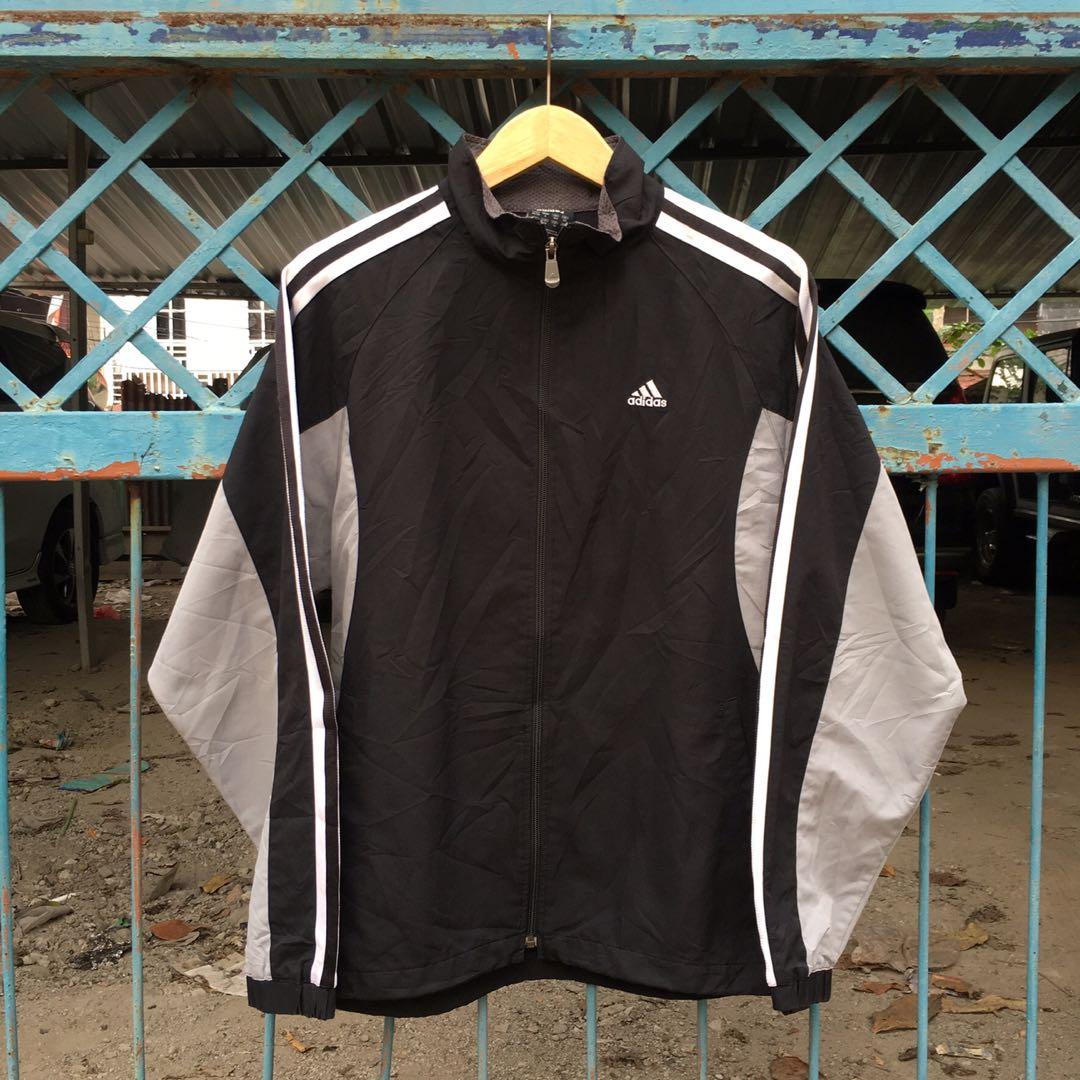 Adidas Track Jacket Fesyen Pria Pakaian Baju Luaran di Carousell