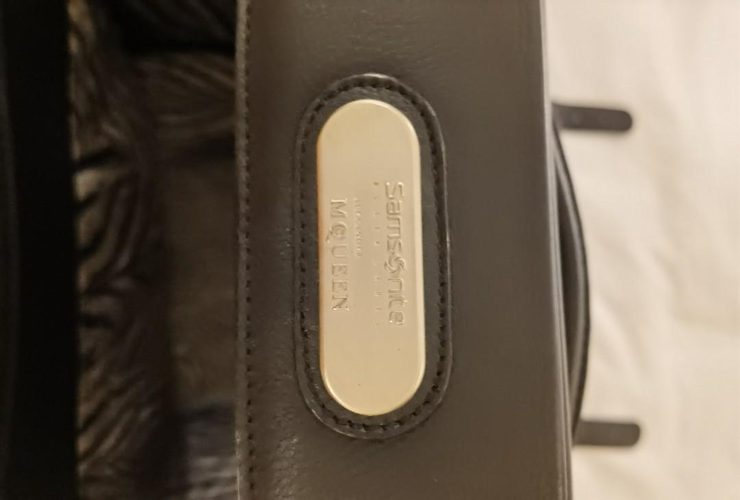 Samsonite Black Label / GT toys / GT Style - V12 GT - L'émotion automobile