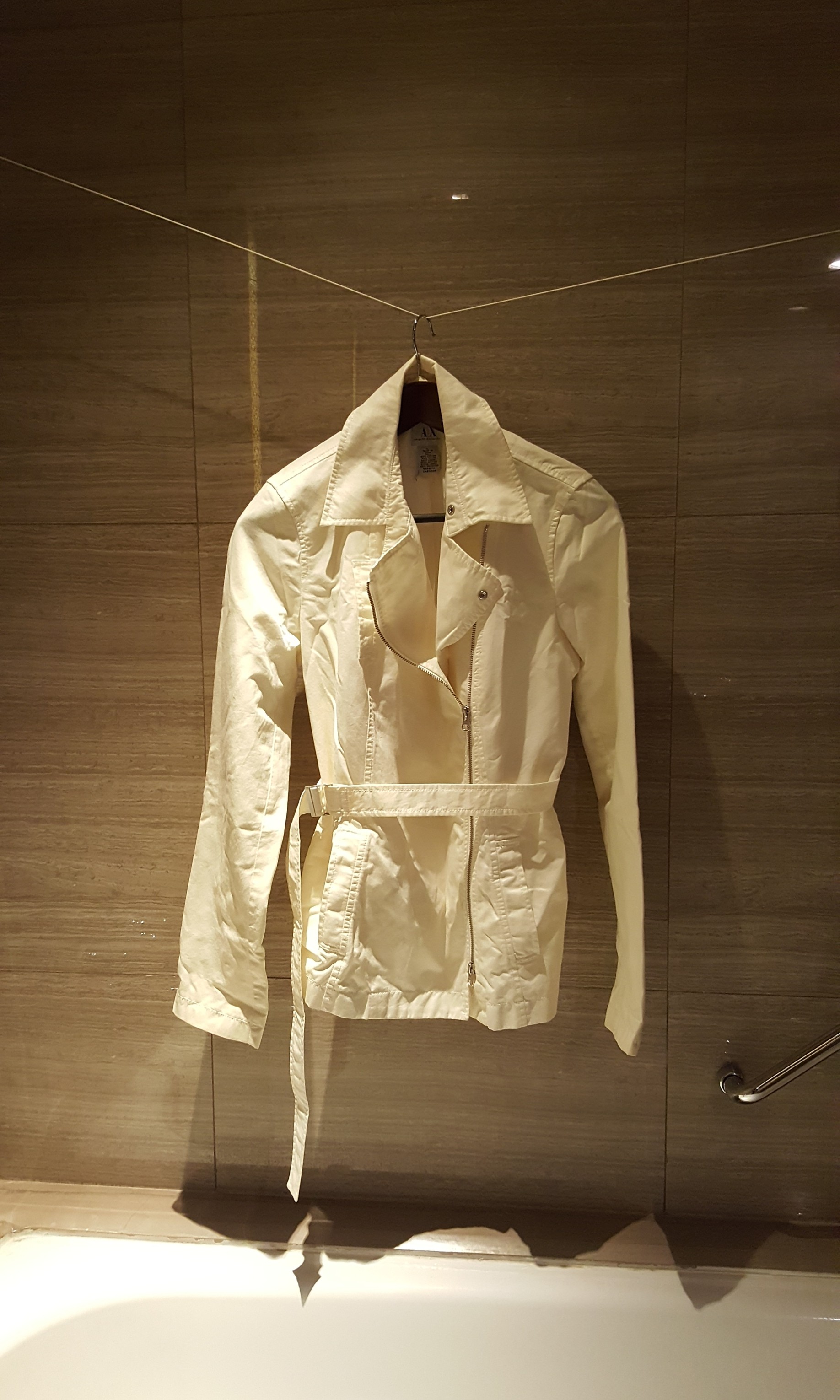 armani exchange white jacket