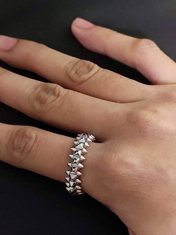 Cartier clash ring best sale