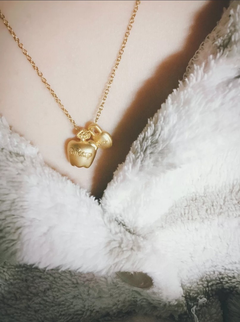 Disney little apple pure gold necklace Women s Fashion Muslimah