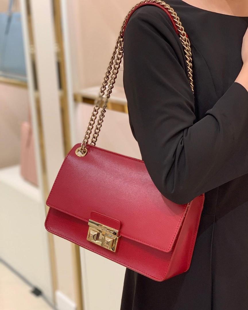Furla bella shoulder bag store