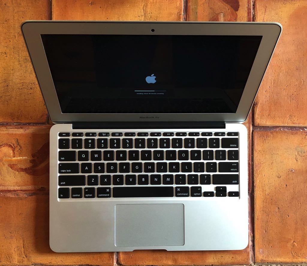 感謝価格 MacBookAir 2010 2010 11インチ ジャンク ノートPC