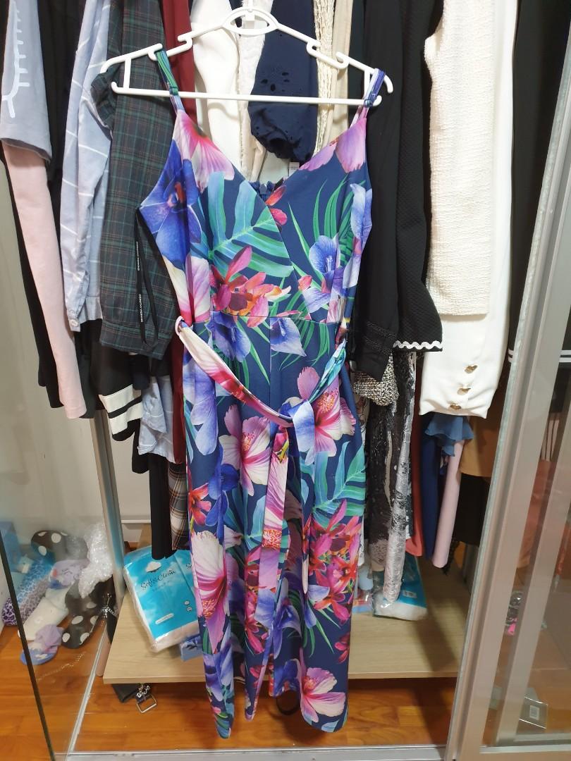 Like new Dorothy Perkins x Scarlett B Jumpsuit UK14 Women s Fashion Dresses Sets Jumpsuits on Carousell