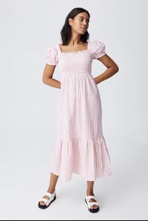 (Category: ) located in . Submitted by thriftwithme__ (Listing ID 1114270424, Image 1). Description: .