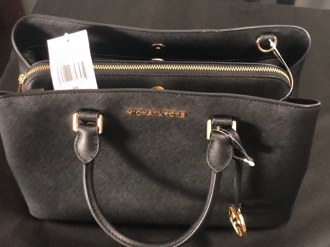 Michael kors savannah bag top