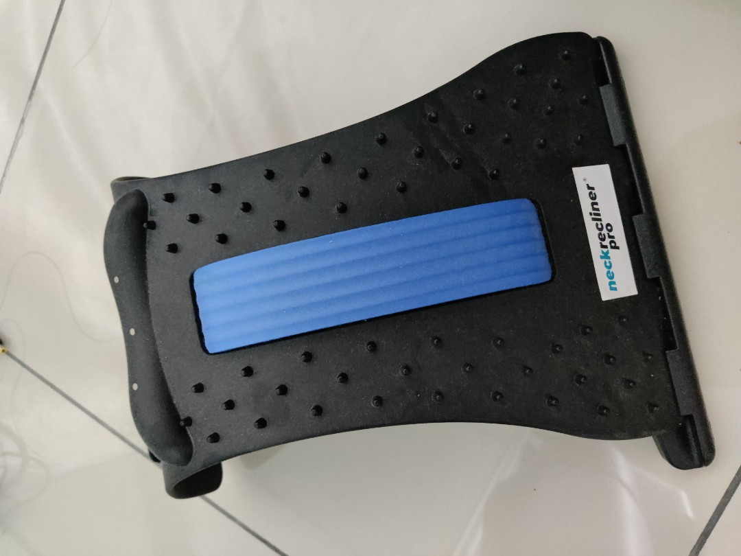 Neck Recliner Pro, Health & Nutrition, Face Masks & Face Shields on