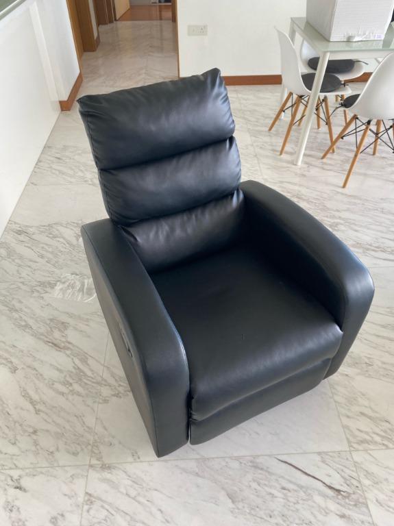 Reclining Chair 2 months old, Furniture & Home Living, Furniture, Chairs on Carousell